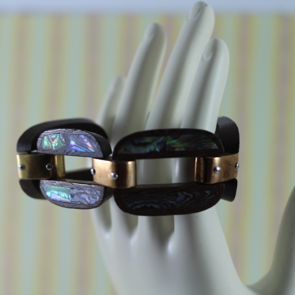 Henri Bendel Wood and Mother of Pearl Bracelet - Picture 12 of 16